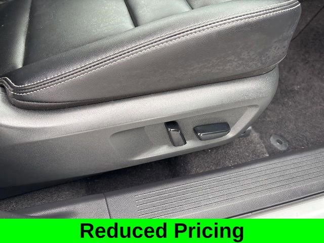 Used 2024 Nissan Rogue SL image 39