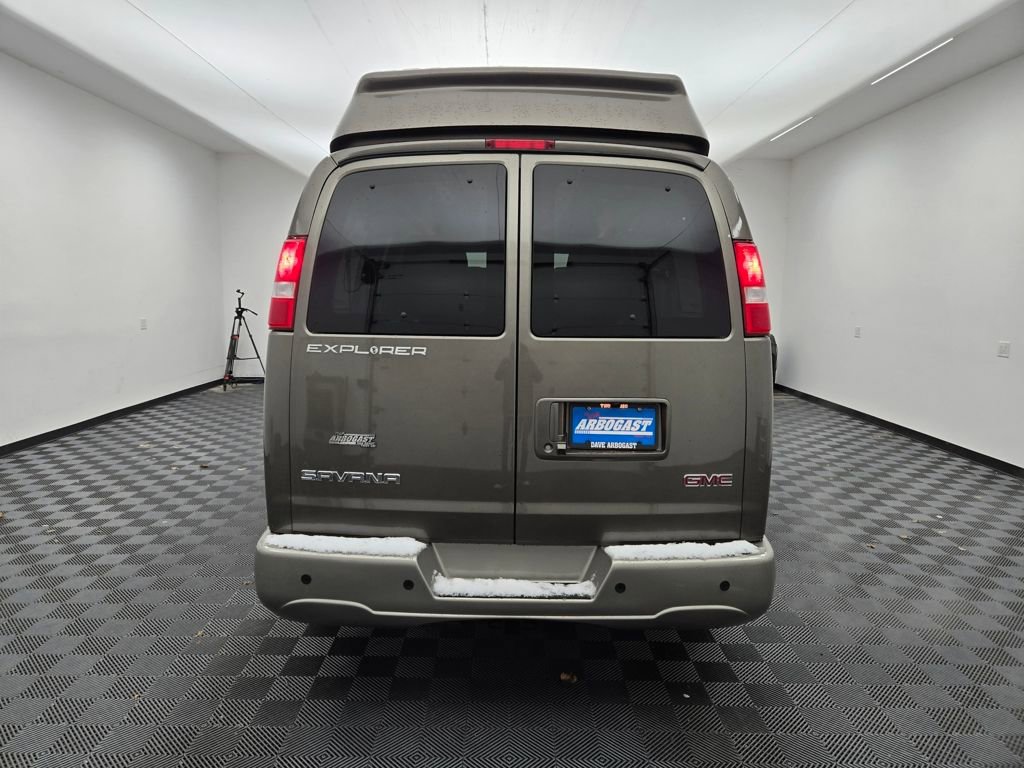 Used 2023 GMC Savana 2500 image 4