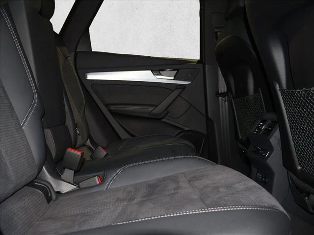 Used 2024 Audi Q5 e Prestige w/ Prestige Package image 26