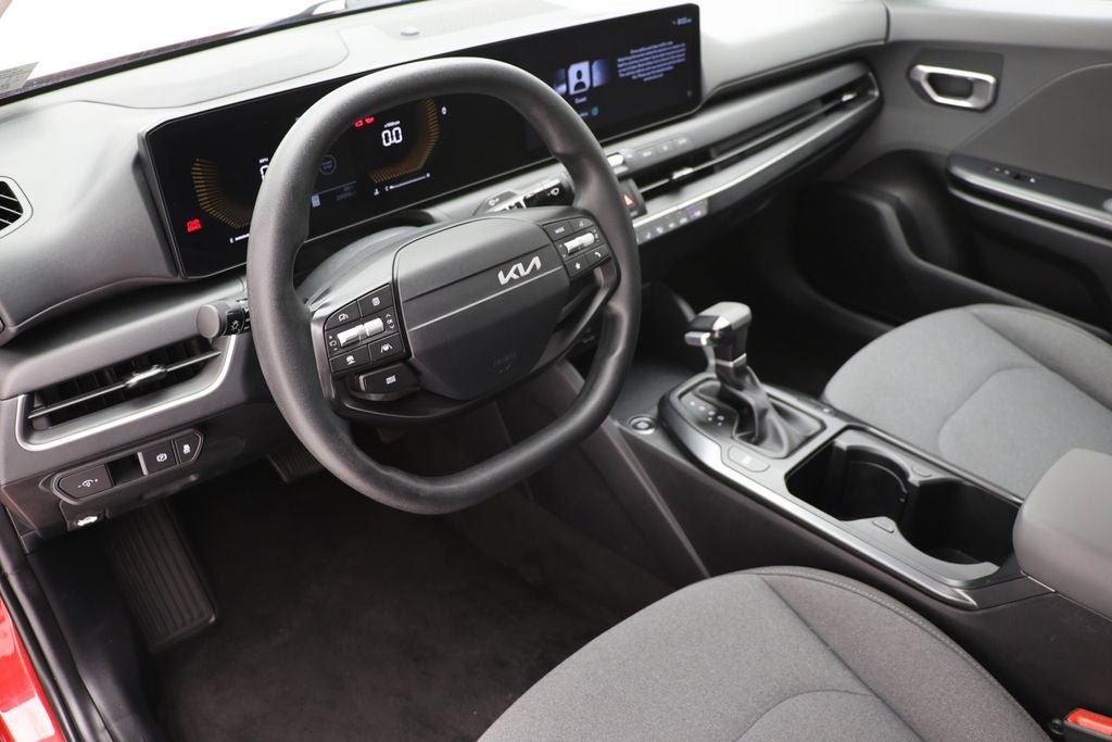 Used 2025 Kia K4 FWD image 13