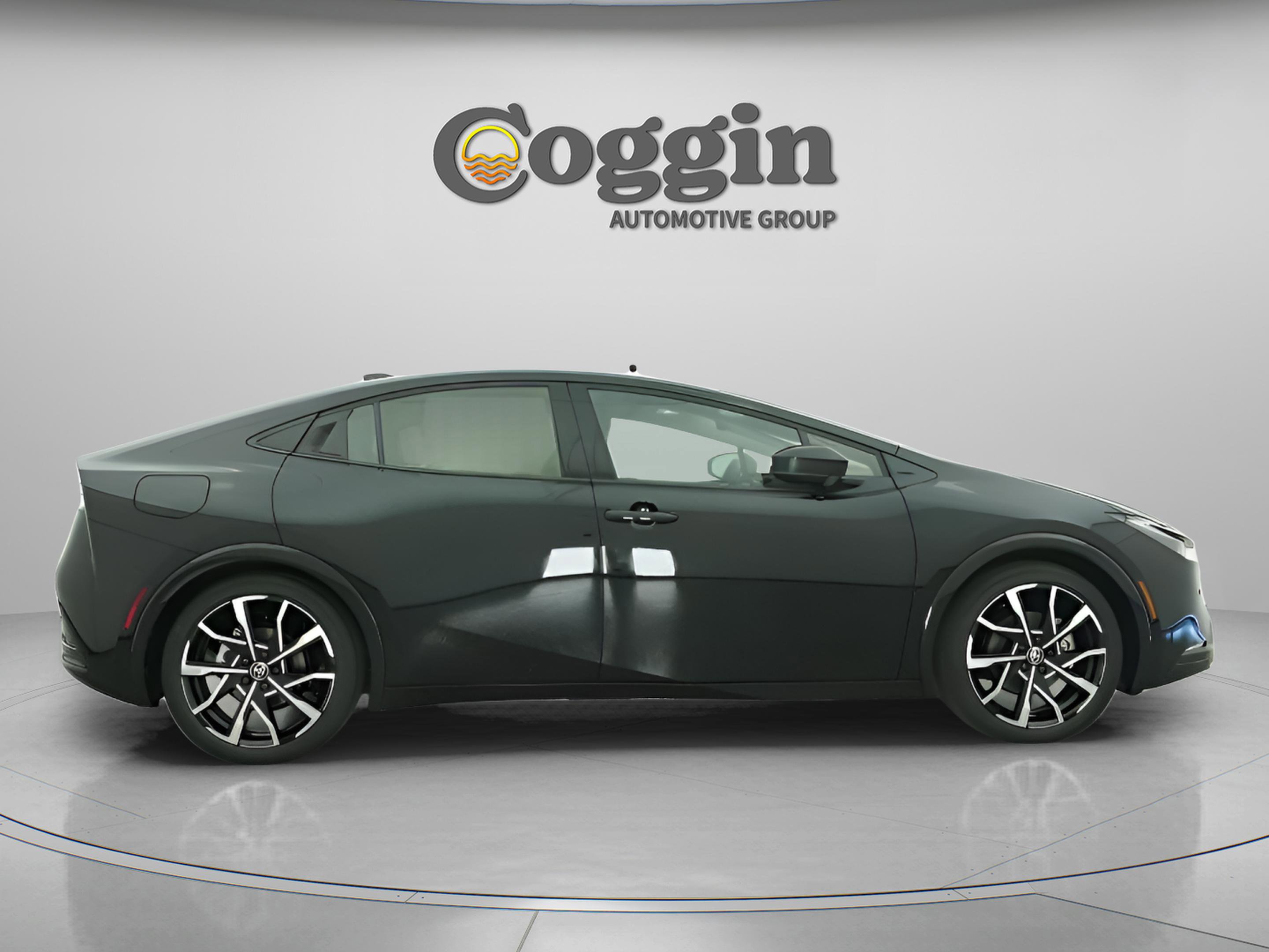 New 2026 Toyota Prius Plug-In Hybrid FWD image 22