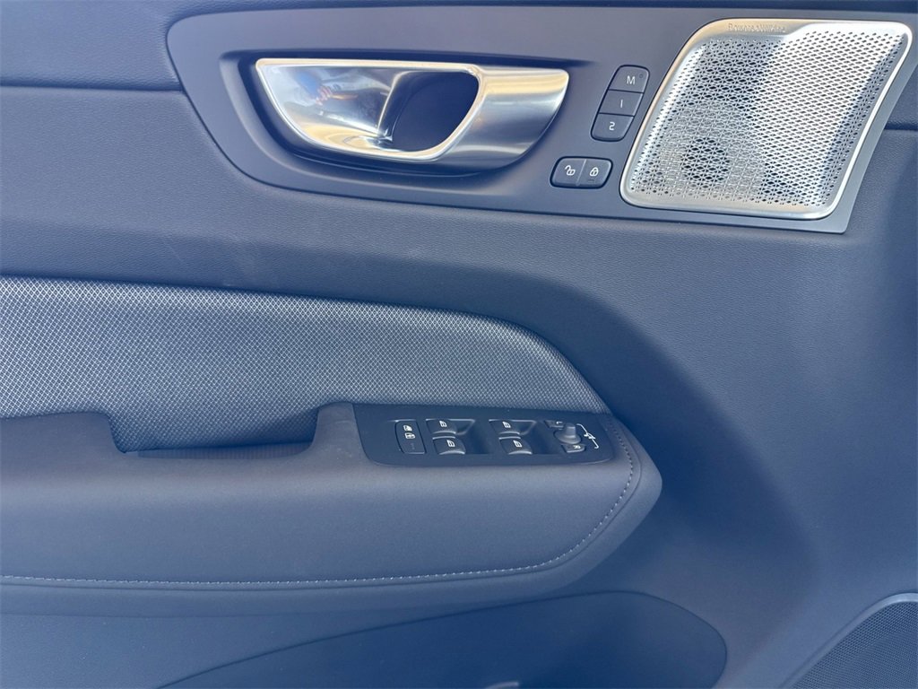New 2026 Volvo XC60 T8 Polestar w/ Protection Package Premier image 10