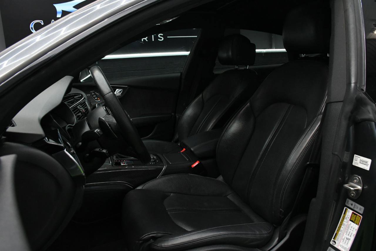 Used 2017 Audi RS 7 Performance w/ Driver Assistance Package image 21