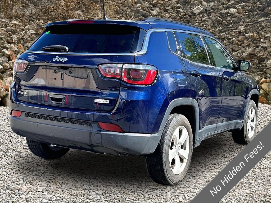 Used 2018 Jeep Compass Latitude w/ Popular Equipment Group AWD/4WD image 2
