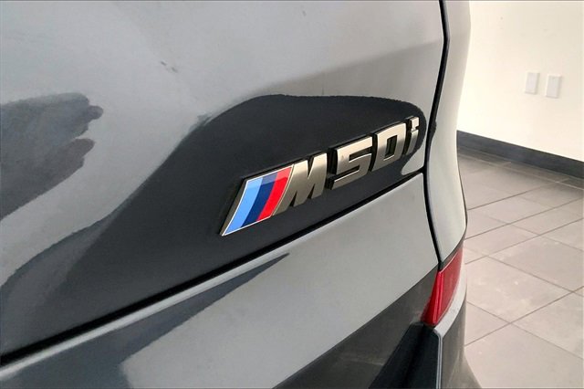 Used 2021 BMW X5 M50i w/ Executive Package image 8