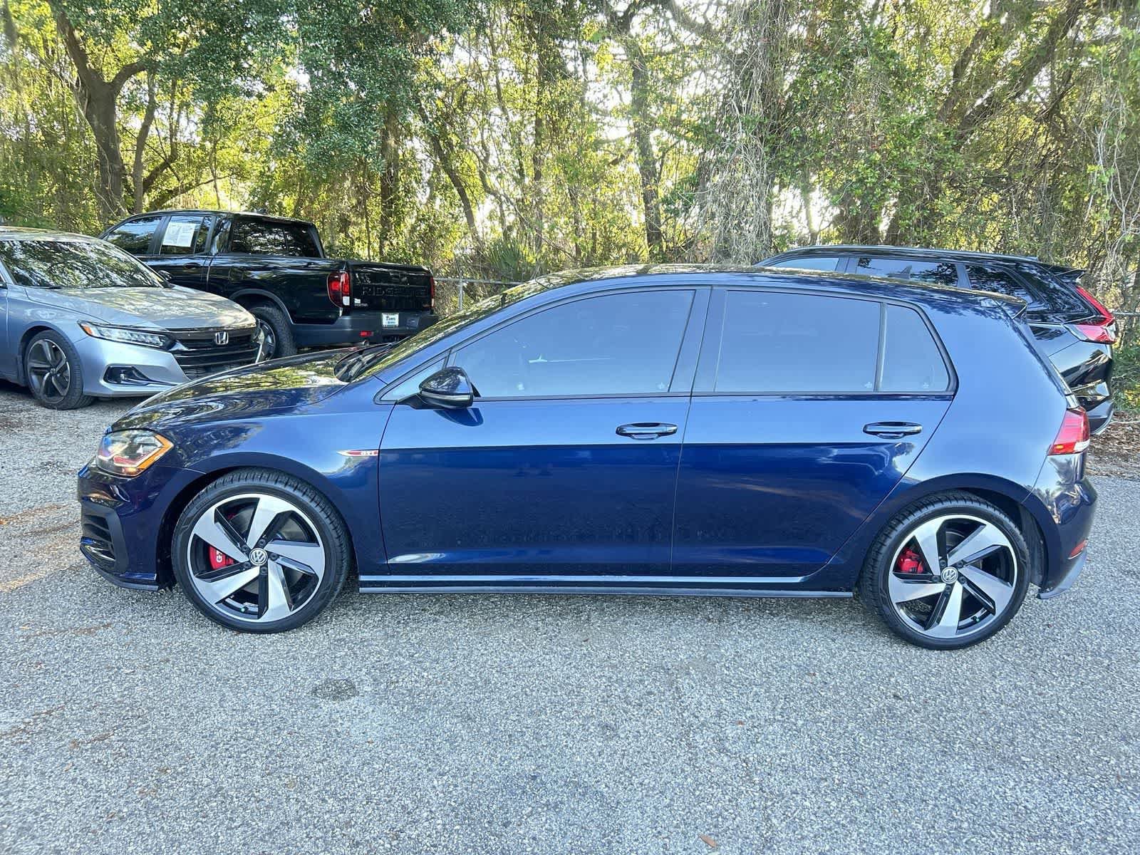 Used 2018 Volkswagen GTI SE FWD image 4
