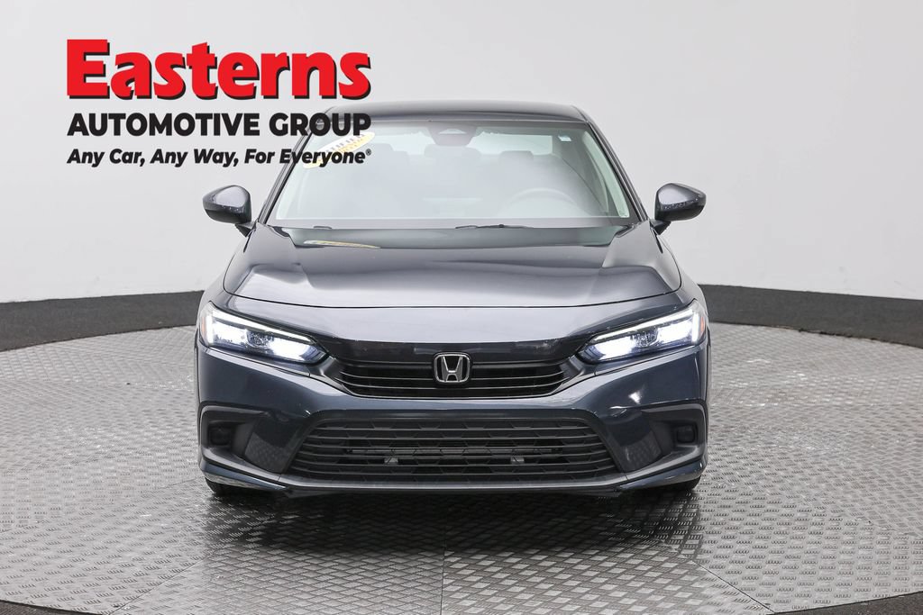 Used 2023 Honda Civic LX image 2