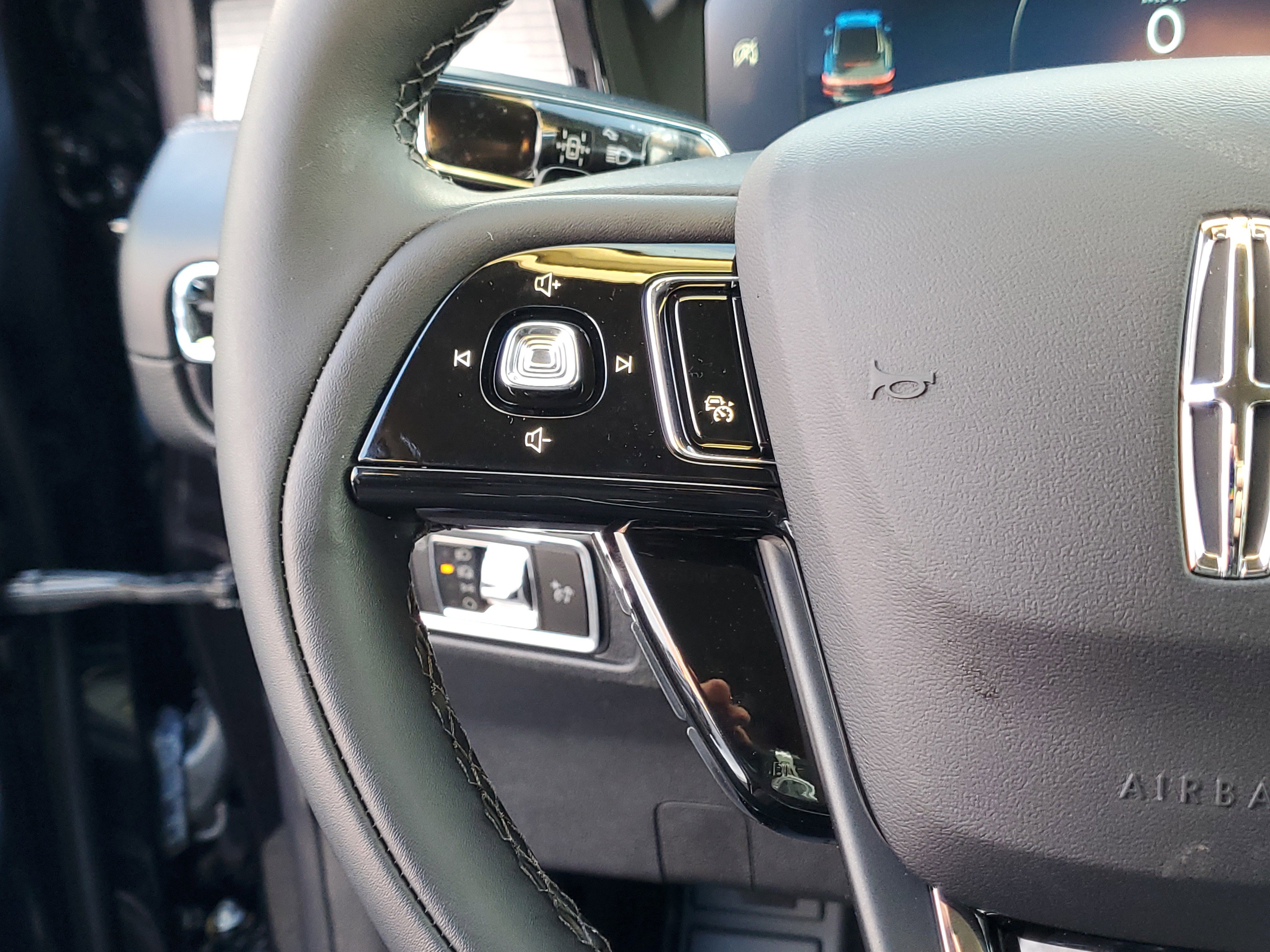 New 2026 Lincoln Corsair Premiere image 15