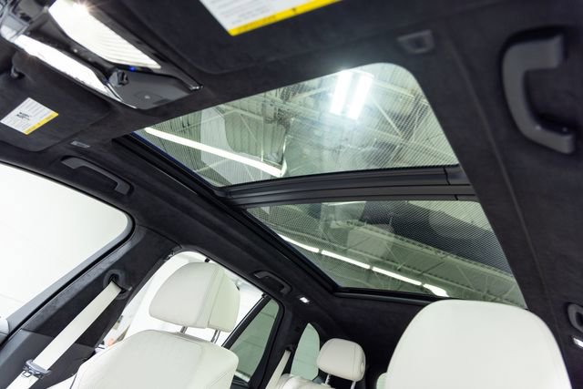 Certified 2022 BMW X5 M50i w/ Executive Package image 13