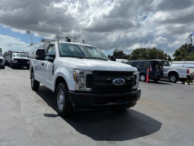 Used 2019 Ford F250 XL w/ Power Equipment Group image 3