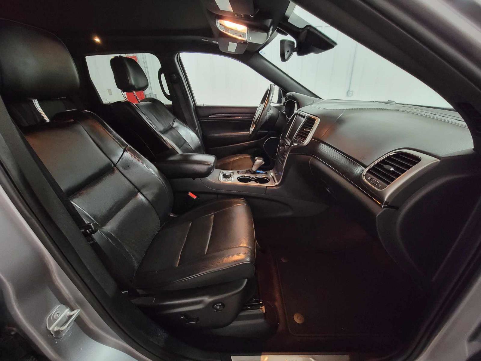 Used 2018 Jeep Grand Cherokee High Altitude image 31