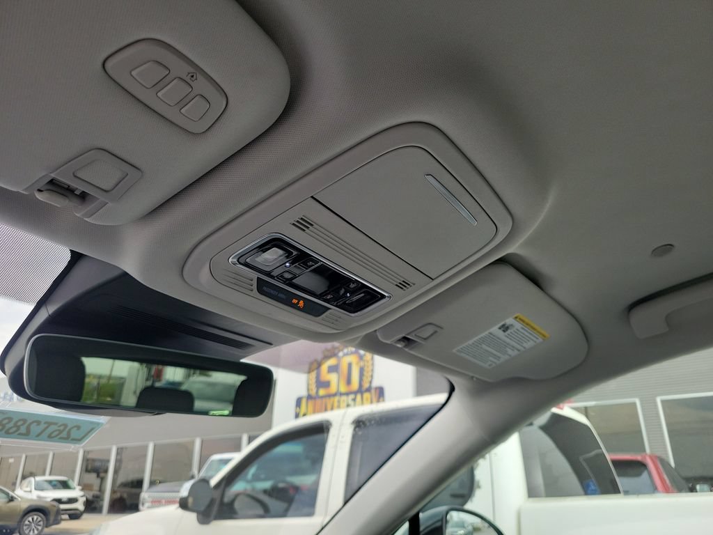 New 2026 Lincoln Nautilus Premier AWD/4WD image 30