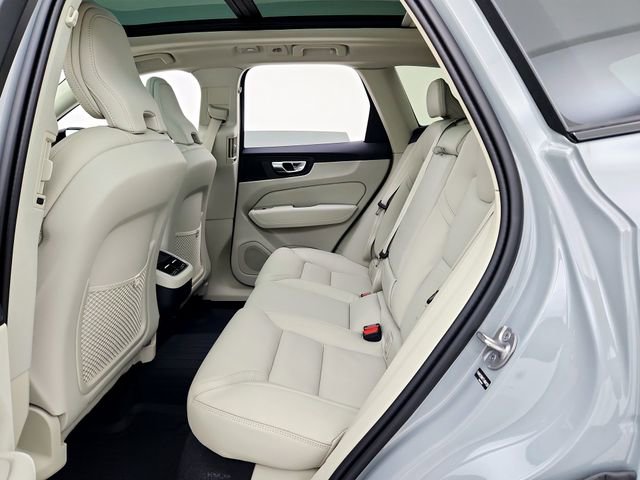 New 2026 Volvo XC60 B5 Ultra w/ Protection Package Premier image 28