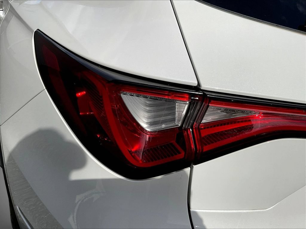 Used 2024 Acura MDX w/ Technology Package AWD/4WD image 25