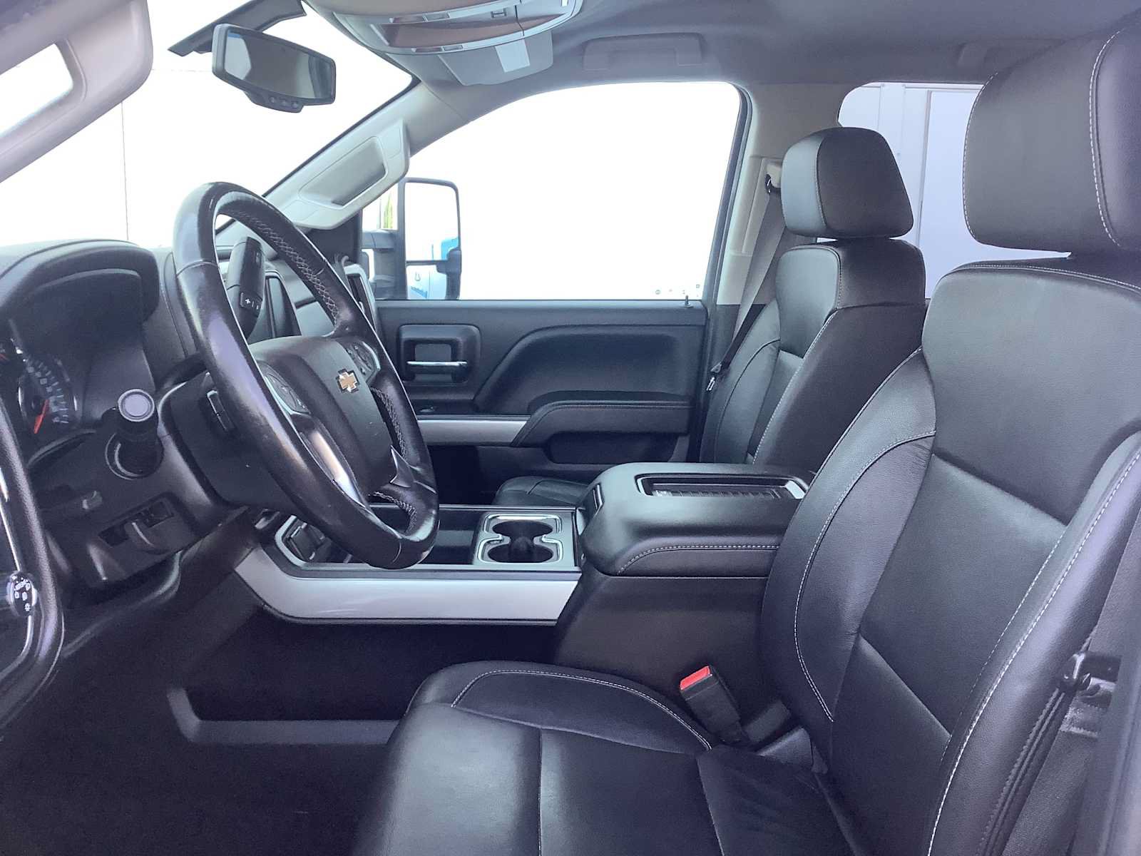 Used 2017 Chevrolet Silverado 2500 LTZ w/ Duramax Plus Package AWD/4WD image 2
