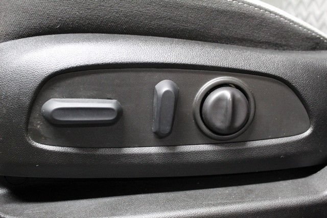 Certified 2022 Chevrolet Equinox LT FWD image 17