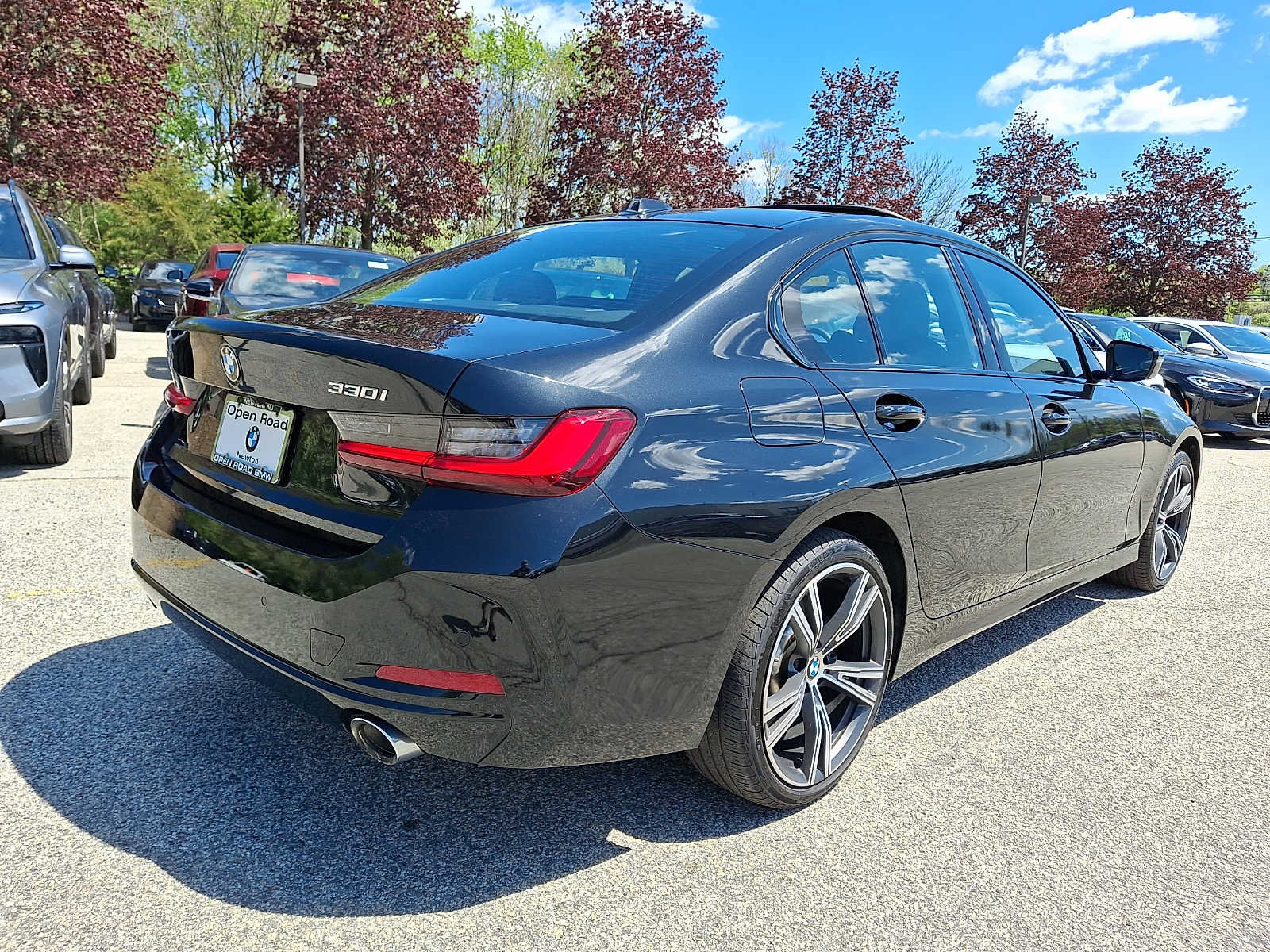 Used 2023 BMW 330i xDrive Sedan w/ Driving Assistance Package AWD/4WD image 6