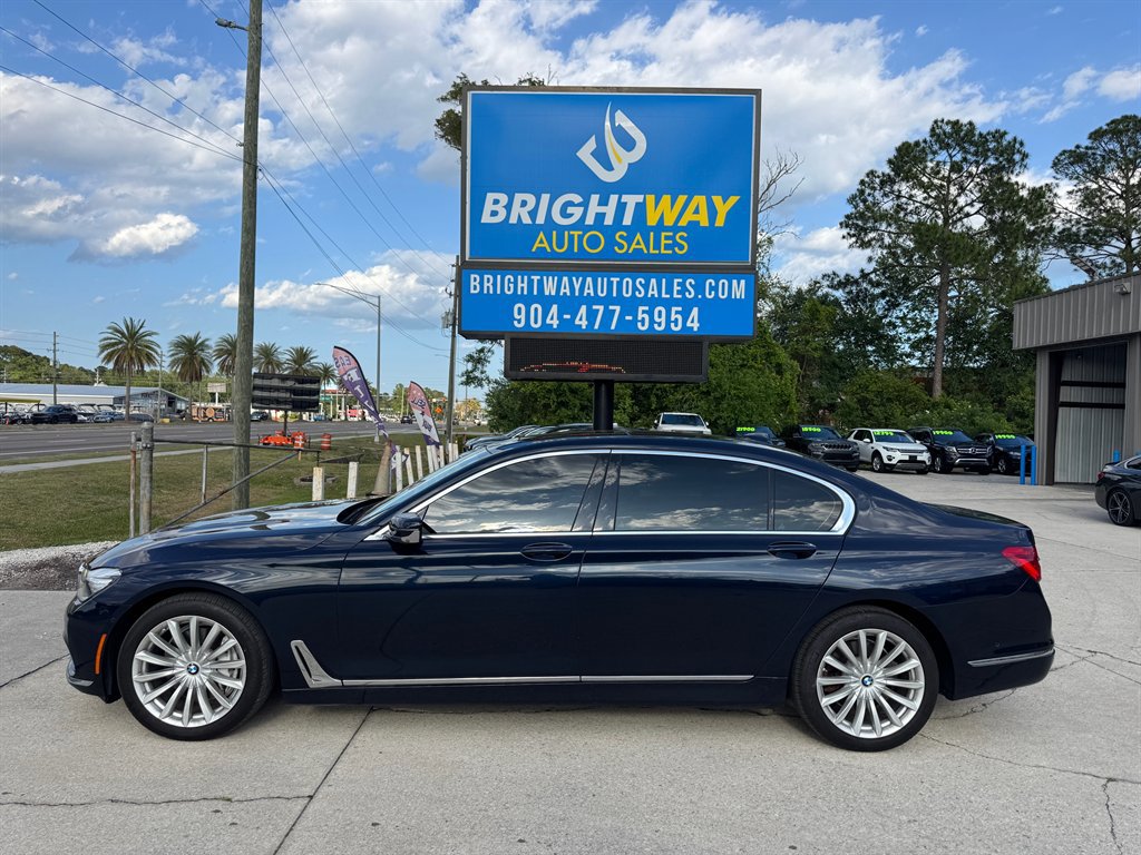 Used 2016 BMW 740i RWD image 2