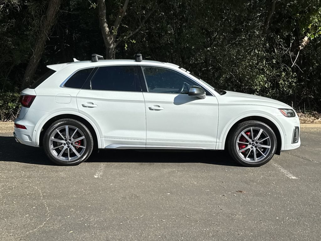 Certified 2024 Audi SQ5 Prestige AWD/4WD image 4
