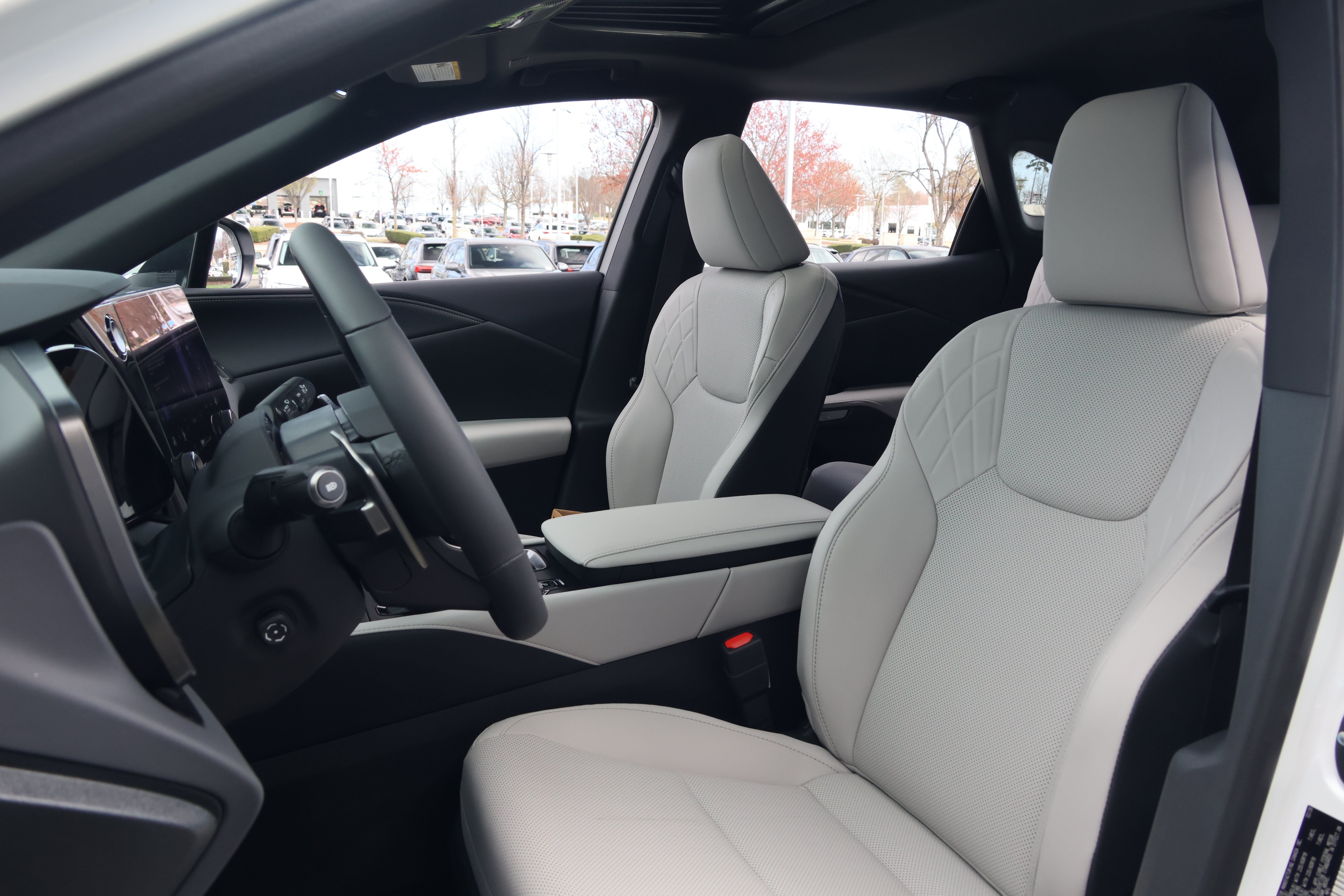 New 2026 Lexus RX 350 FWD image 32