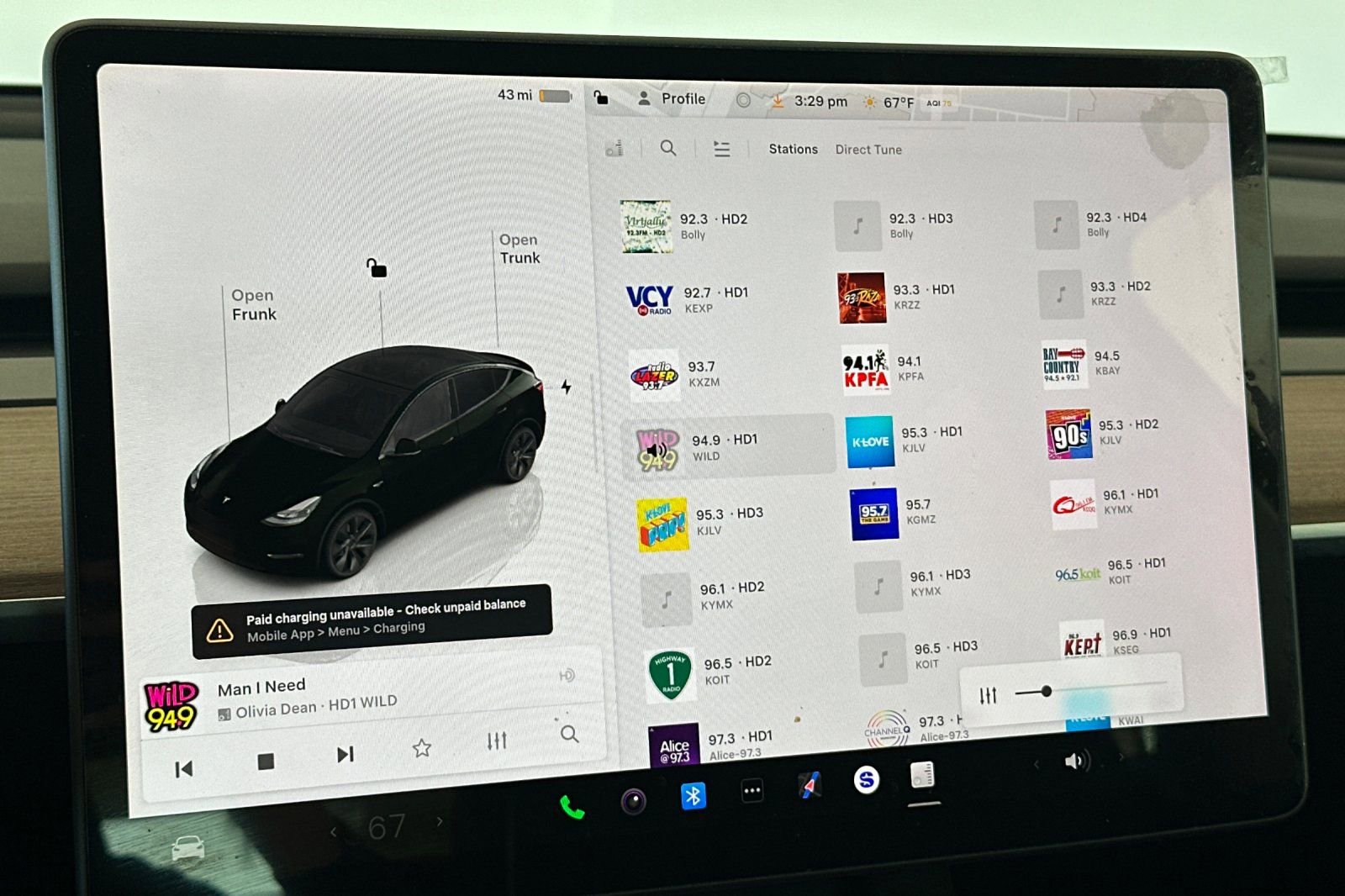 Used 2025 Tesla Model Y Long Range image 18