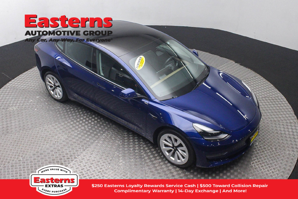 Used 2023 Tesla Model 3 Standard Range RWD image 4