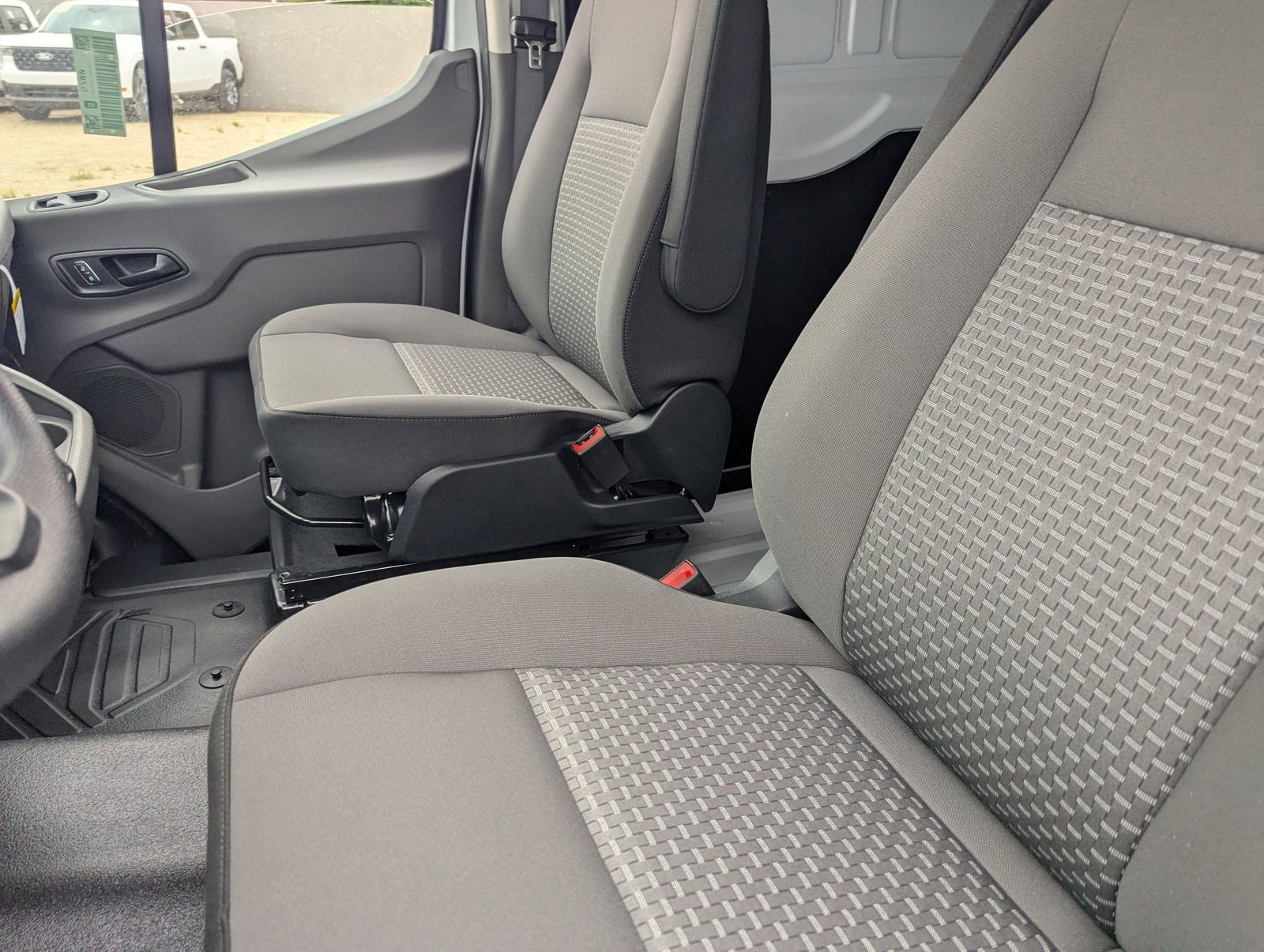 New 2026 Ford Transit 250 148 Medium Roof RWD image 49