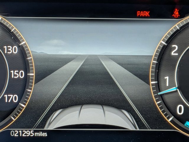 Certified 2024 Jaguar XF R-Dynamic SE image 9