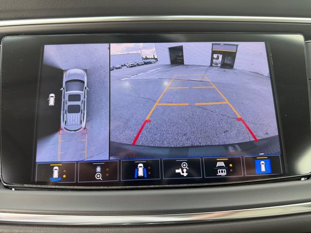 Used 2024 Buick Enclave Avenir w/ Avenir Technology Package AWD/4WD image 27