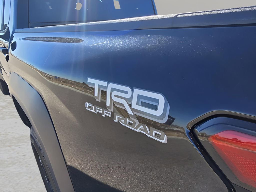 Used 2024 Toyota Tacoma TRD Off-Road image 10