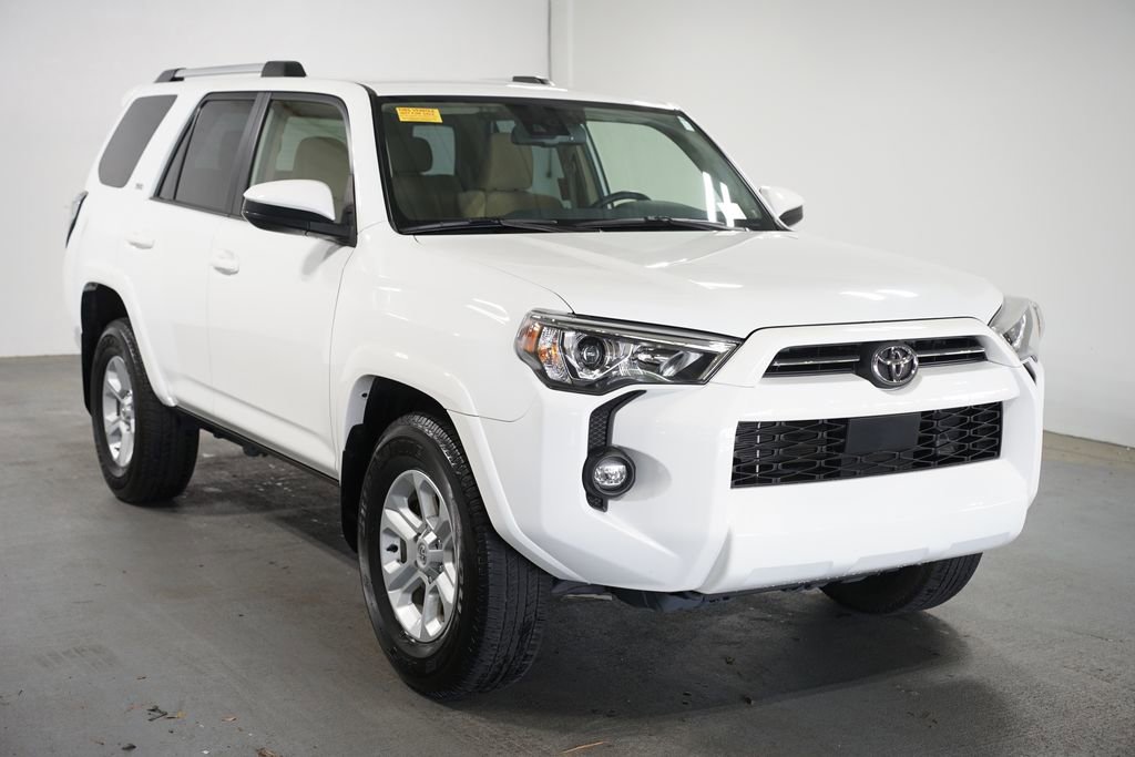 Used 2024 Toyota 4Runner SR5 RWD image 3