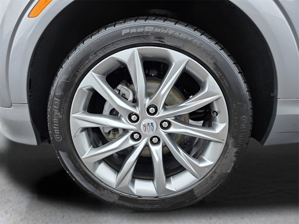 Used 2024 Buick Encore GX Avenir w/ Avenir Convenience Package image 11