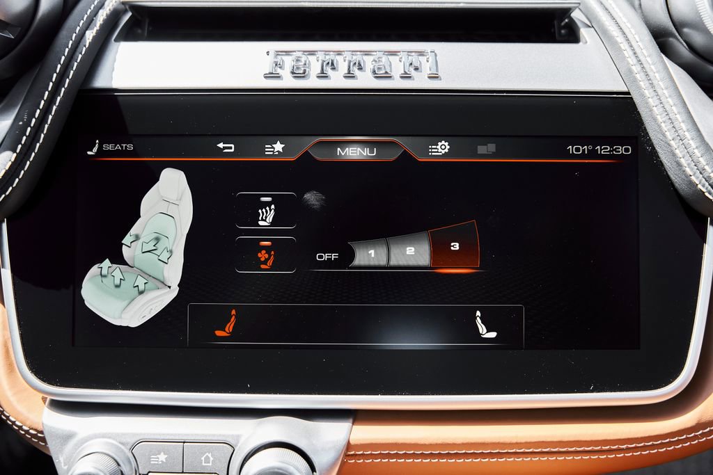 Used 2018 Ferrari GTC4Lusso image 76