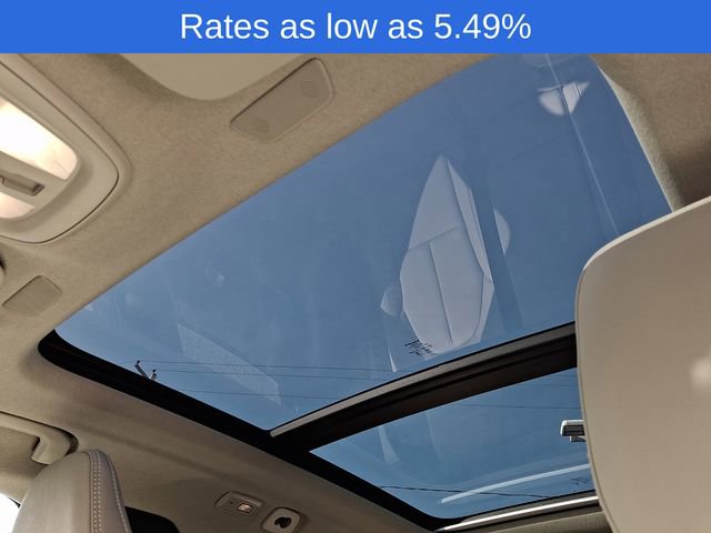 Certified 2023 Volvo XC40 B5 Plus w/ Climate Package image 17