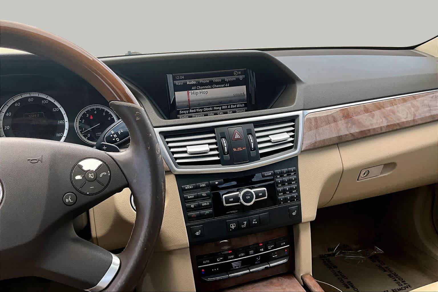 Used 2013 Mercedes-Benz E 350 Sedan image 6