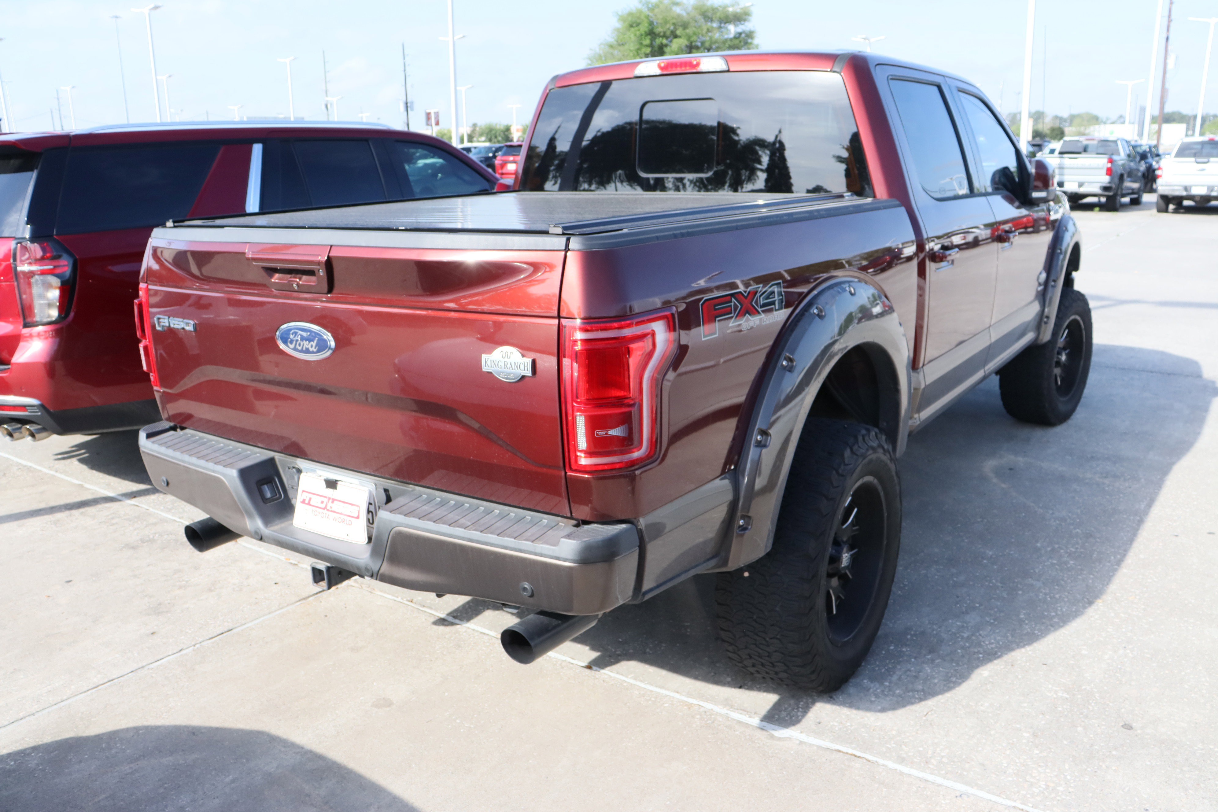 Used 2015 Ford F150 King Ranch w/ Equipment Group 601A Luxury image 9