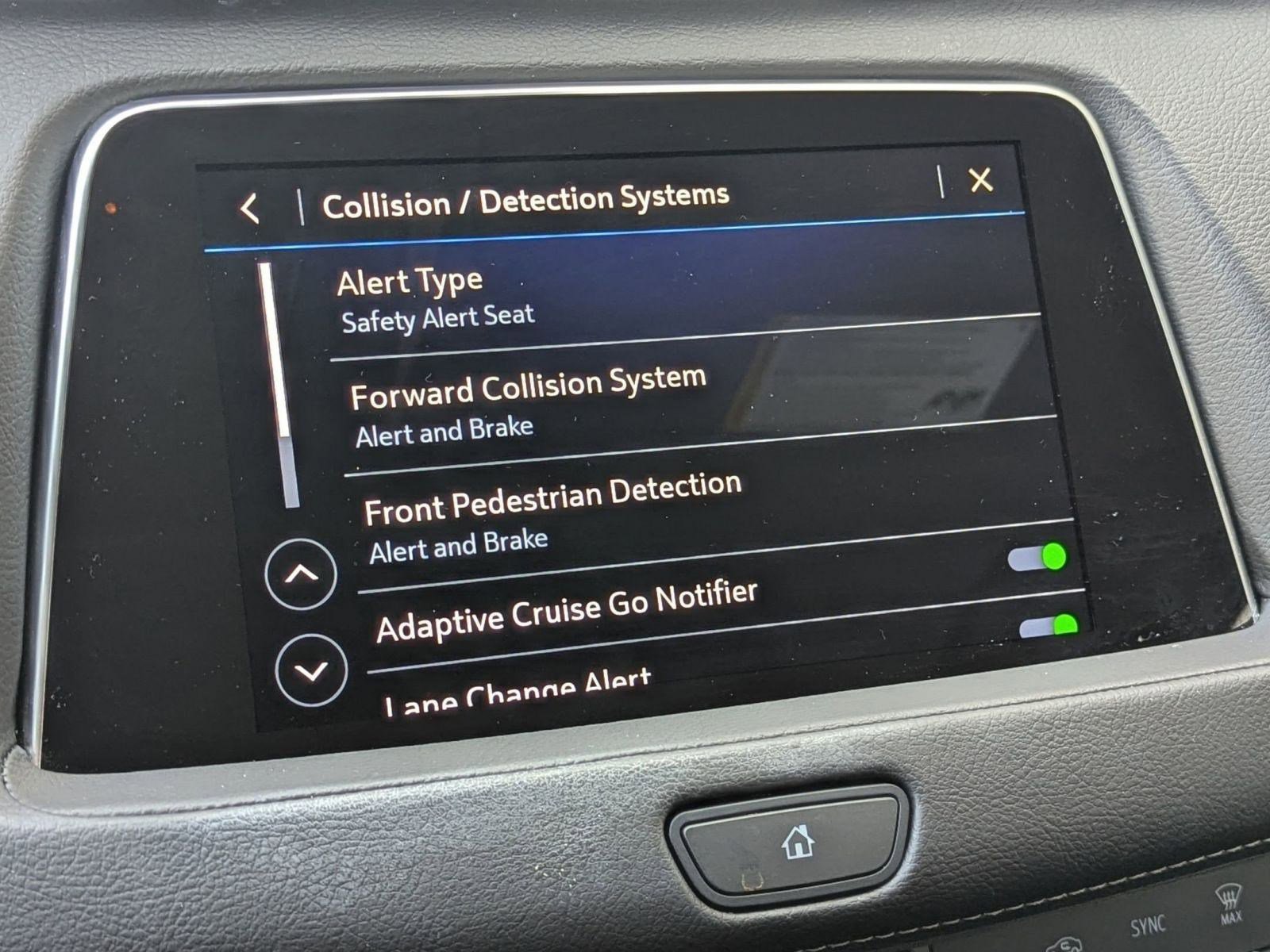 Used 2023 Cadillac XT4 Premium Luxury w/ Driver Assist Package image 34