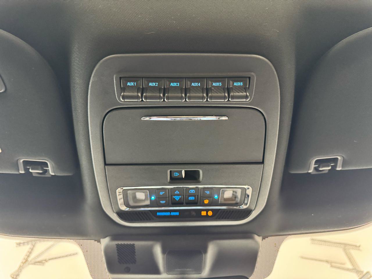 Used 2023 Ford F350 Lariat w/ Lariat Ultimate Package AWD/4WD image 26