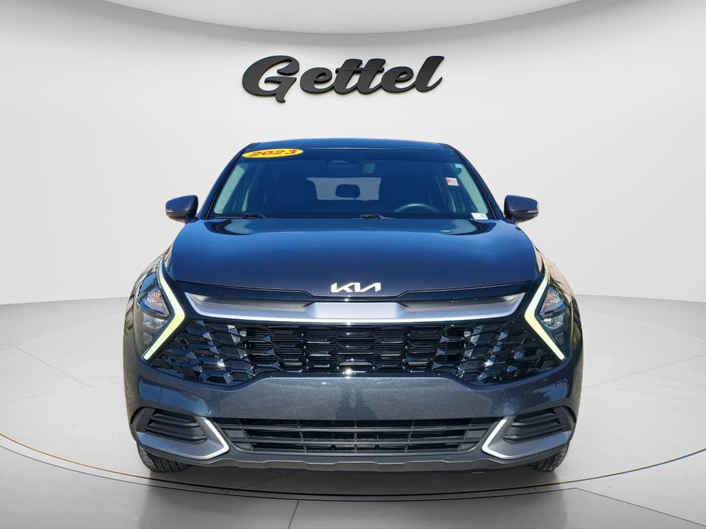 Used 2023 Kia Sportage EX FWD image 2