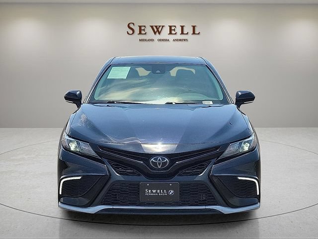 Used 2022 Toyota Camry SE w/ Convenience Package FWD image 8
