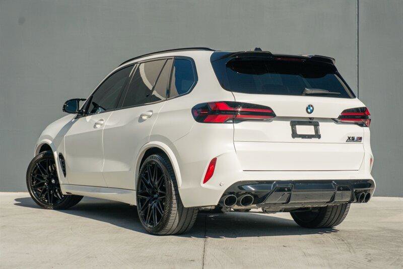 Used 2025 BMW X5 M Competition w/ Executive Package image 9