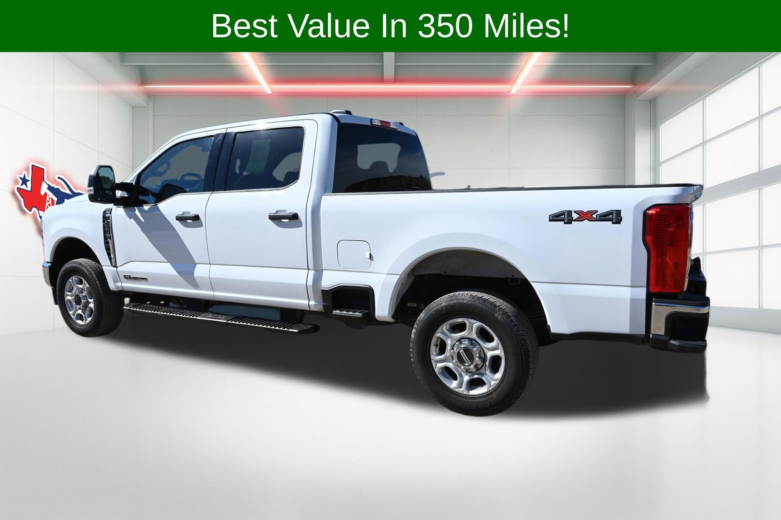 Used 2025 Ford F250 XLT image 2