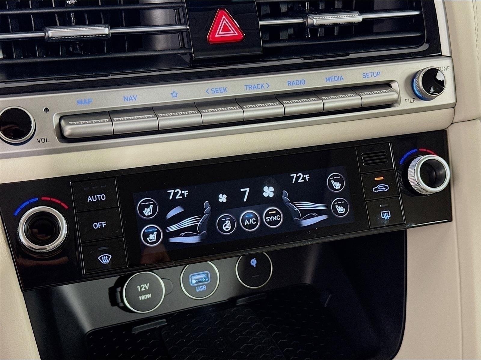 New 2026 Genesis G70 2.5T Prestige image 18