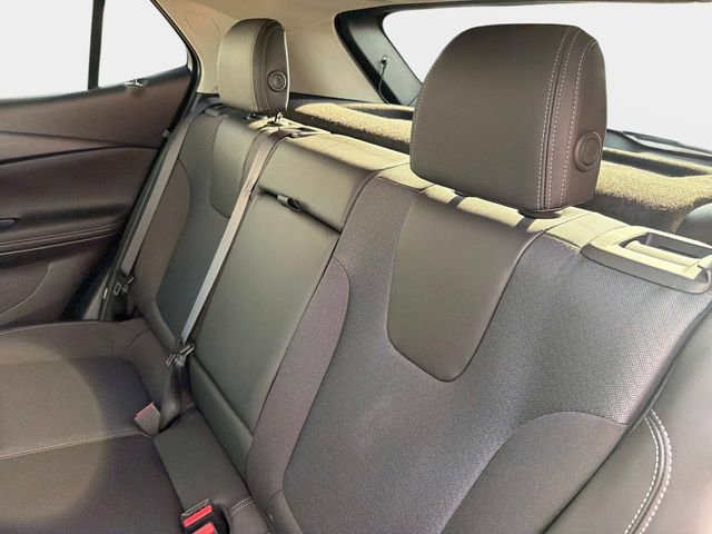 Used 2024 Buick Encore GX Preferred w/ Comfort Package FWD image 12