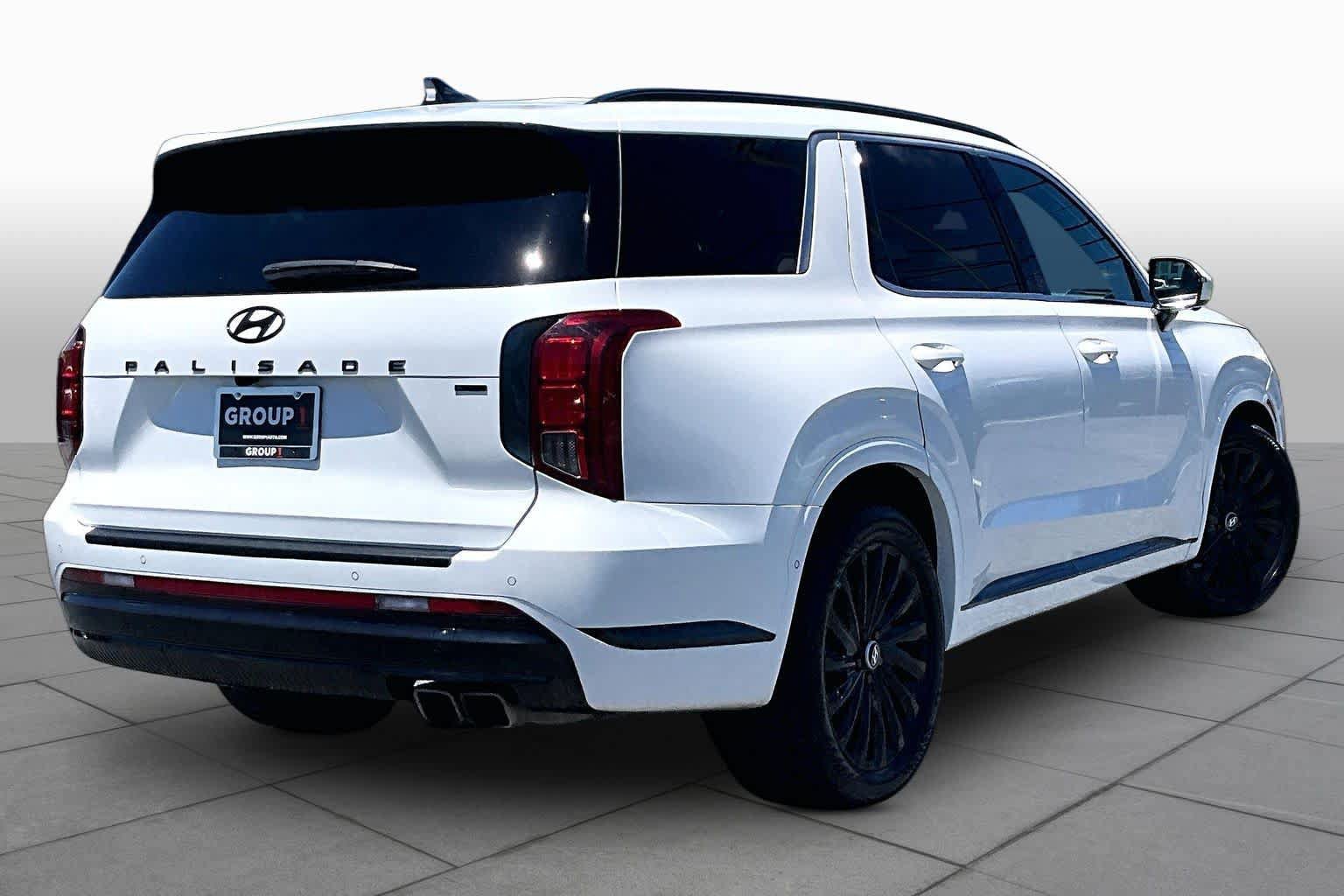 Used 2024 Hyundai Palisade Calligraphy AWD/4WD image 13