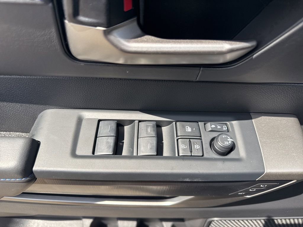 Used 2026 Toyota Sequoia Platinum image 27