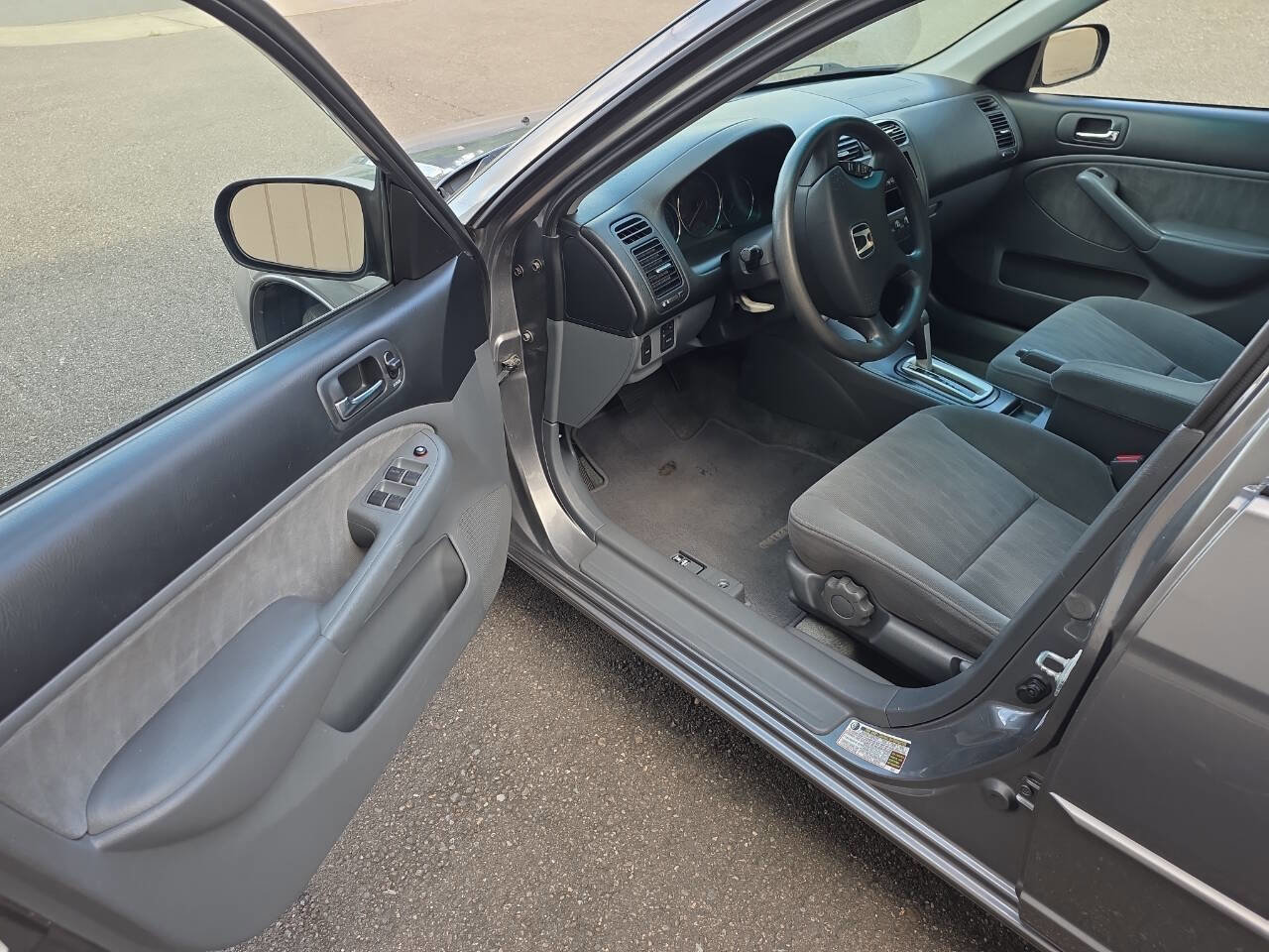 Used 2004 Honda Civic LX image 9