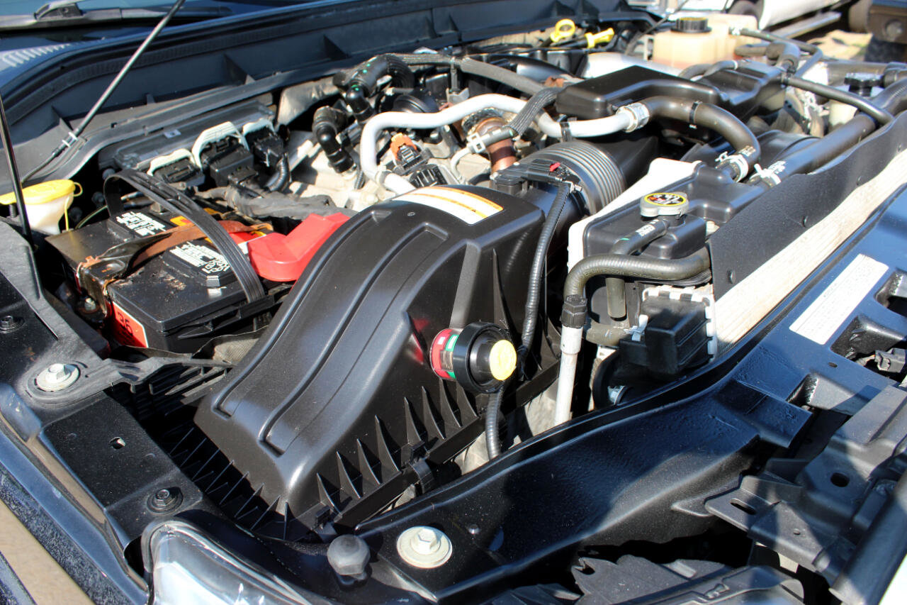 Used 2016 Ford F250 Lariat w/ Lariat Ultimate Package image 33