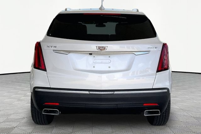 Used 2025 Cadillac XT5 Luxury FWD image 6