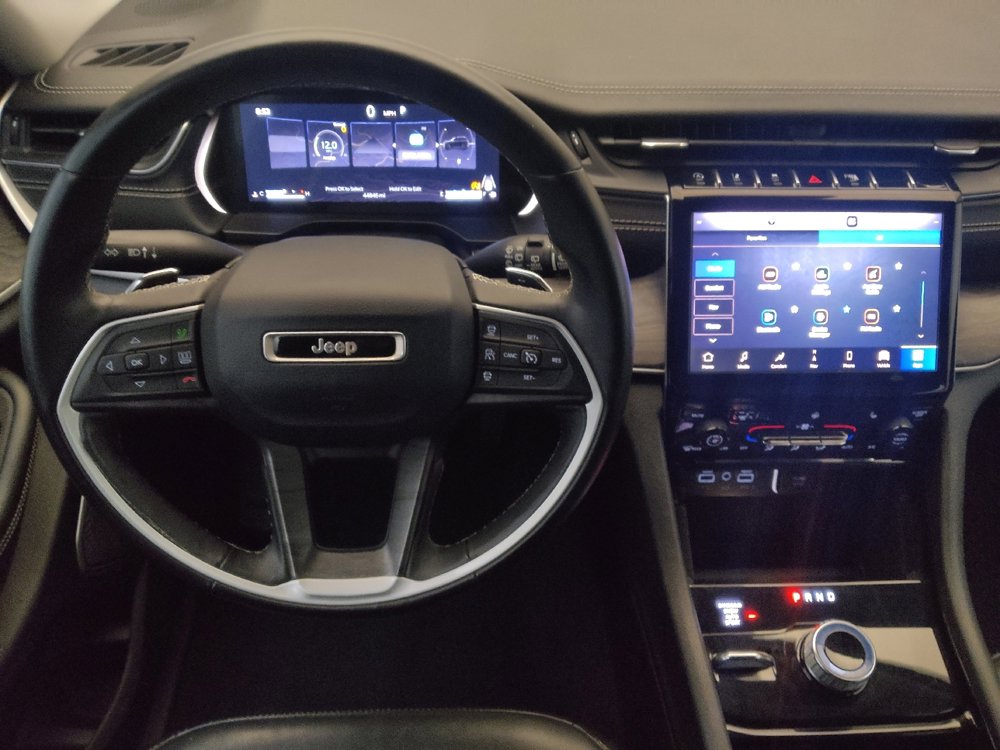 Used 2022 Jeep Grand Cherokee Limited image 22